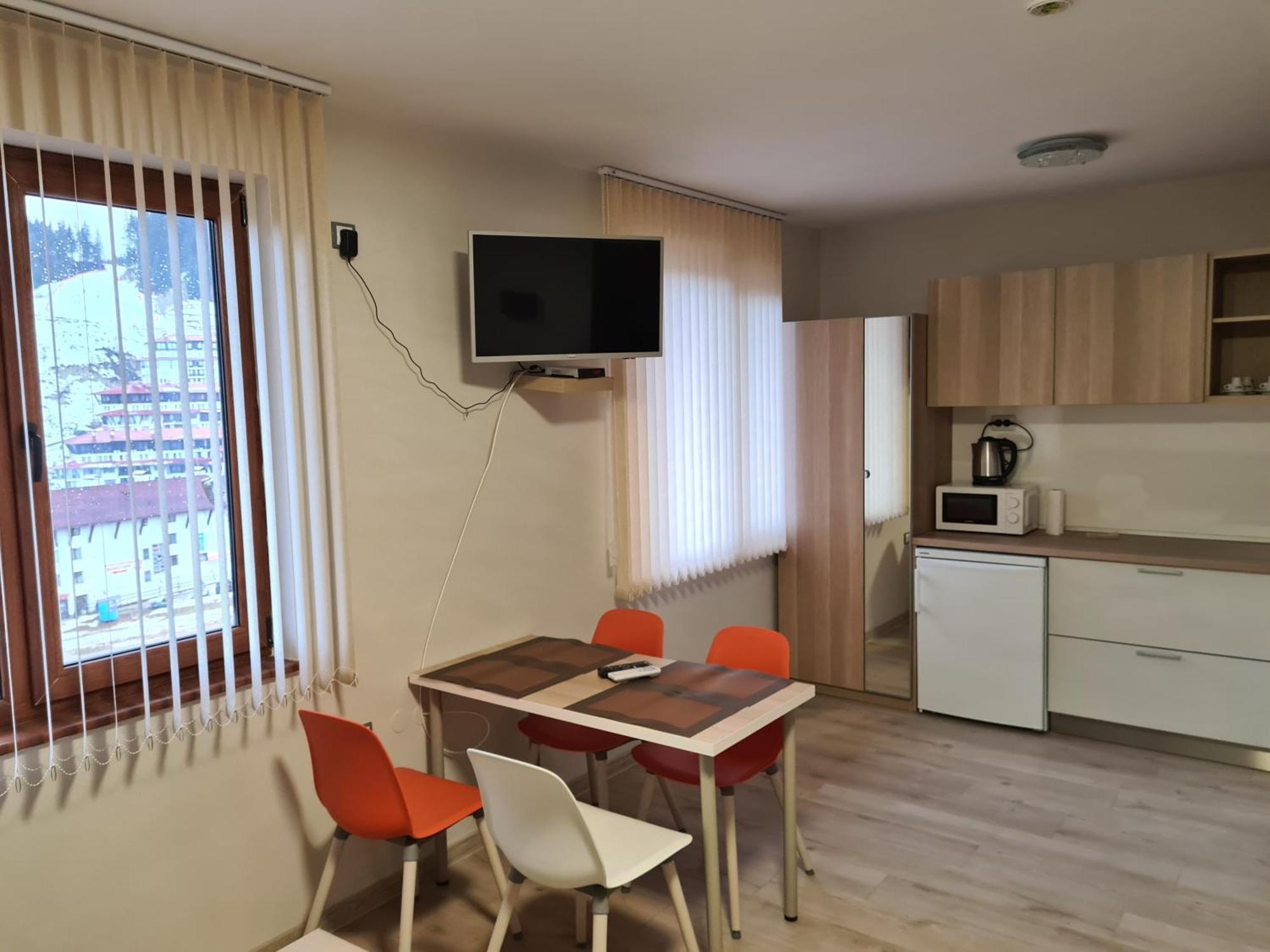 Студиа Студенец Smolyan Bilik gambar